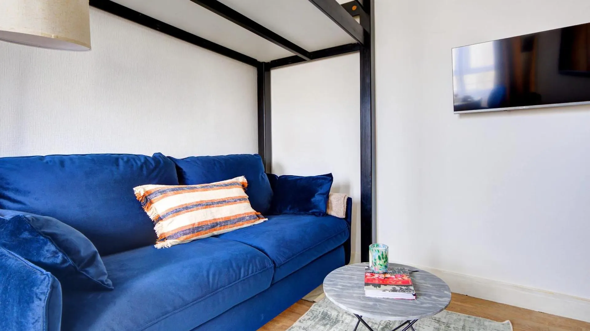 Apartment Cozy Studio For 2 In The Heart Of Le Marais Paris