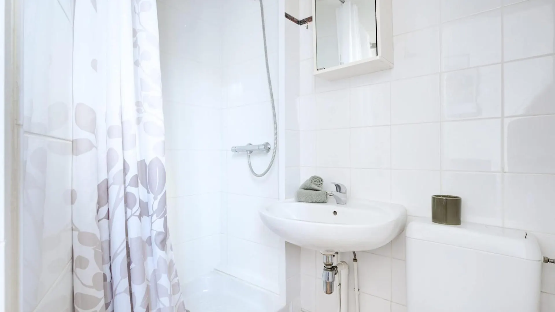 Cozy Studio For 2 In The Heart Of Le Marais Paris
